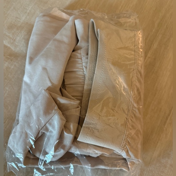 NWT Athleta Brooklyn Jogger, size 0 - Picture 5 of 7